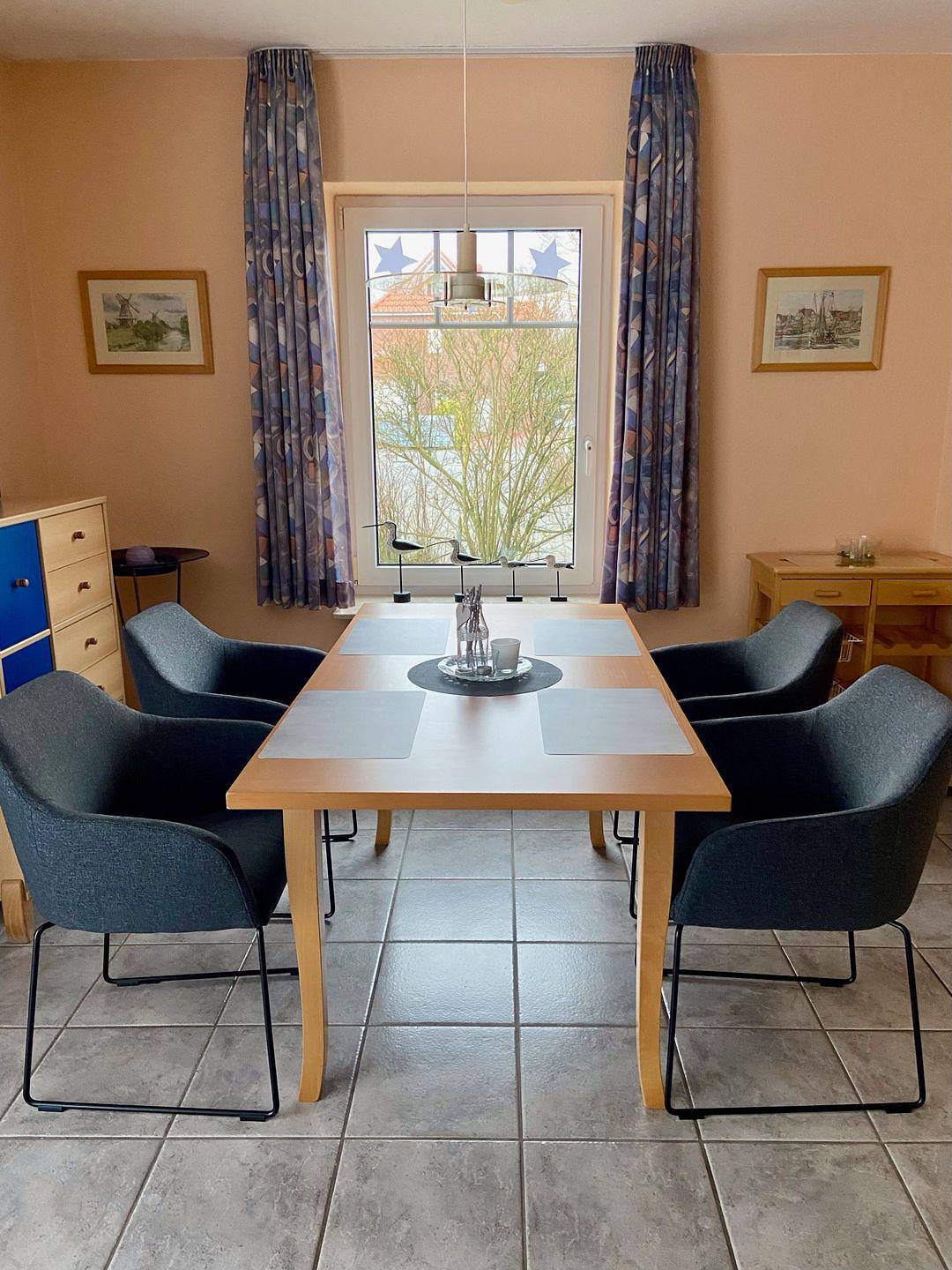 Ganze Wohnung, Schöne Eg-Wohnung Küstenperle in Nähe der Zwillingsmühlen in Greetsiel, Krummhörn