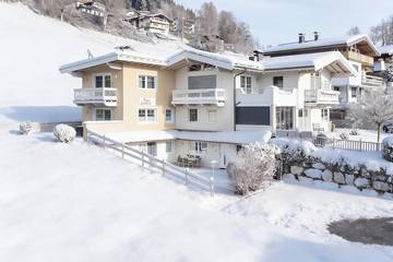Hütte für 4 Personen, mit Garten, mit Haustier in Westendorf (Tirol)