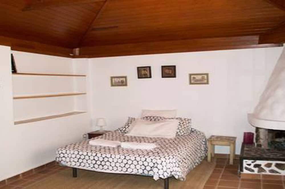 Finca in the north of Tenerife/Finca en el norte in Santa Bárbara (Canary Island), Icod de los Vinos