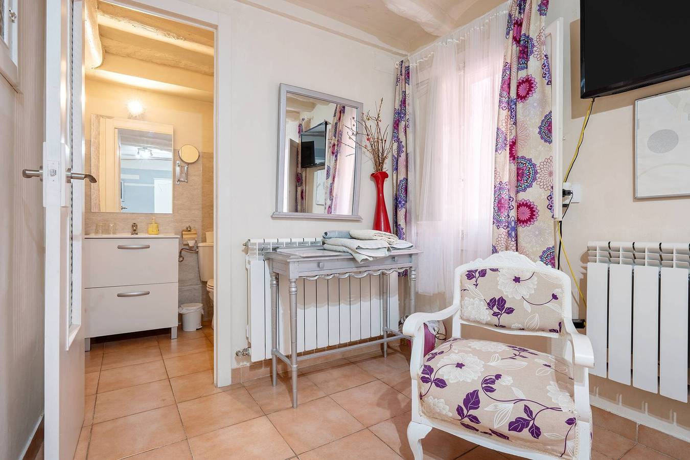 Apartamento 'El Capricho De Alcorisa' con Wi-Fi para 8 personas in Alcorisa, Provincia de Teruel