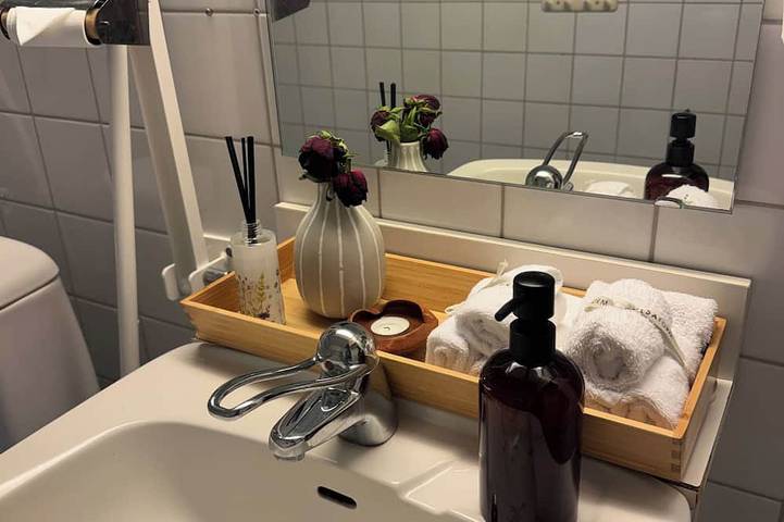Ganze Wohnung, Gemütliche 2-Zimmer-Wohnung im Zentrum von Rågsved, Stockholm in Schwedische Ostsee