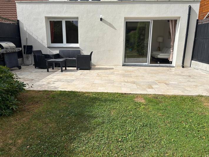 Gîte pour 2 personnes, avec terrasse ainsi que jacuzzi et sauna à Lesquin - 4