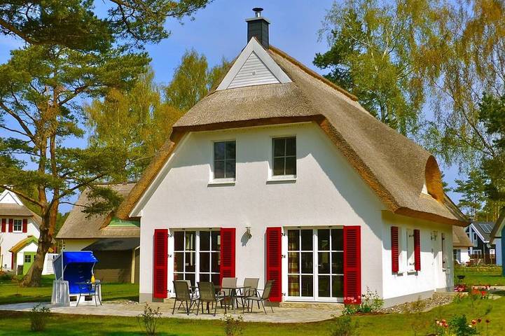 Ferienhaus für 8 Personen, mit Sauna und Garten in Glowe