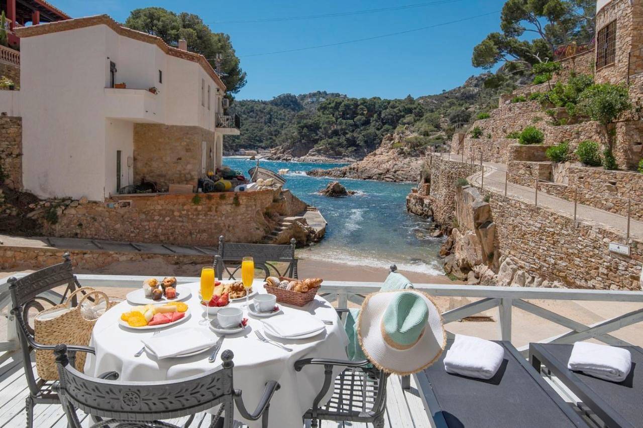 Hotel Aigua Blava in Plataforma de Fornells (Begur), Begur