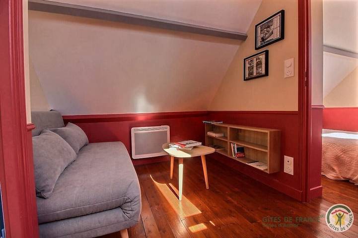 Location de vacances pour 3 personnes, avec jardin et terrasse à Plélo - 2