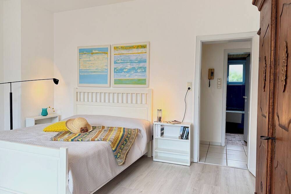 Ganze Wohnung, Ferienwohnung Seezeit1 -mit hellem Wintergarten für seenahe Erholung am Bodensee in Nonnenhorn, Bayerisch Schwaben