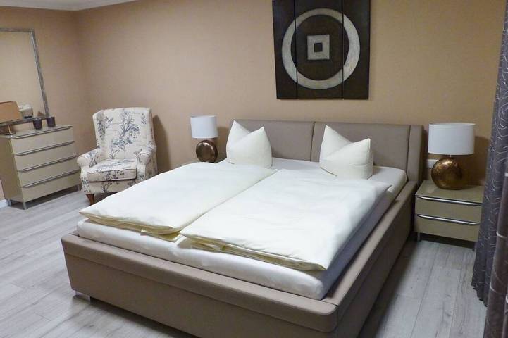 Villa für 8 Personen, mit Balkon und Sauna sowie Garten in Binz - 3