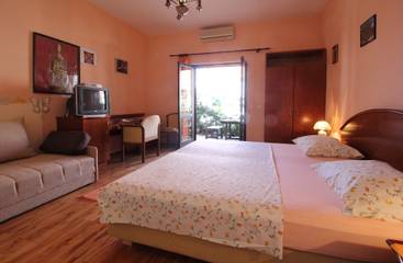 Apartment for 3 People in Općina Konavle, Dubrovnik-Neretva, Photo 3