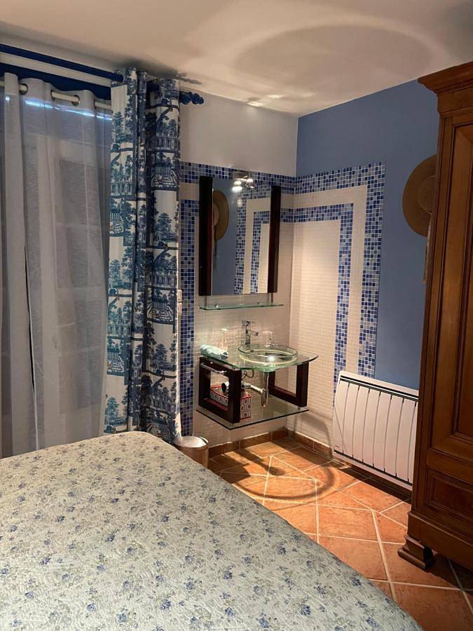 Location de vacances pour 7 personnes, avec jacuzzi et piscine dans Office De Tourisme De La Tranche Sur Mer - 4