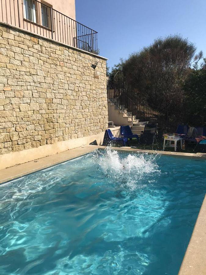 Villa pour 7 personnes, avec vue ainsi que jardin et piscine - 1