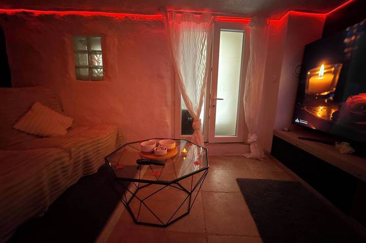 Chambre d’hôte pour 2 personnes, avec jacuzzi et sauna à Auriol - 4