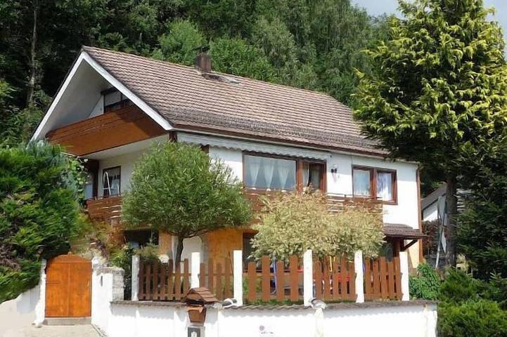 Ferienwohnung für 5 Personen, mit Garten und Terrasse - 1