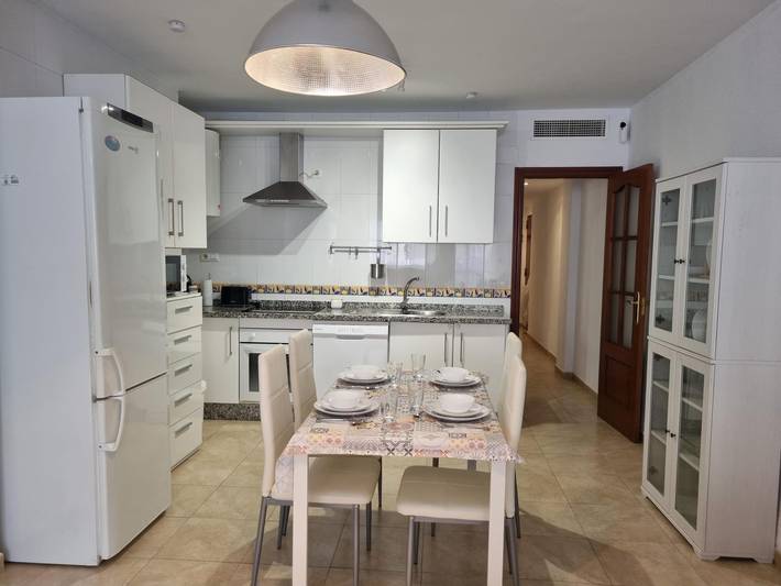 Appartement de vacances entier, Appartement spacieux à 150 m. de la plage in Torrox Costa, Torrox