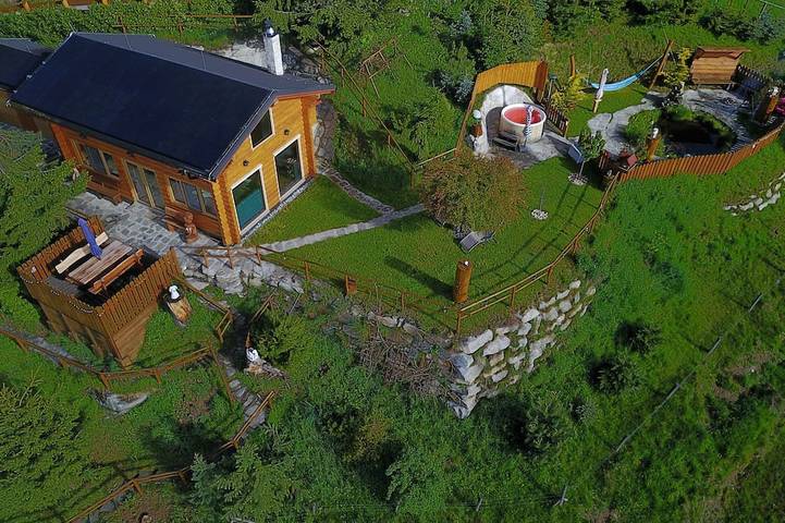 Lodge for 2 people, with hot tub and garden in Austria