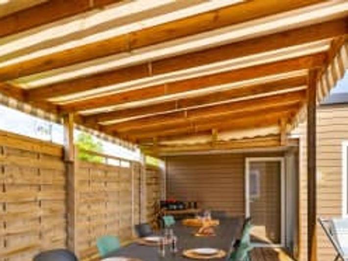 Mobil home pour 10 personnes, avec bassin pour enfant à Saint-Martial-de-Nabirat - 3