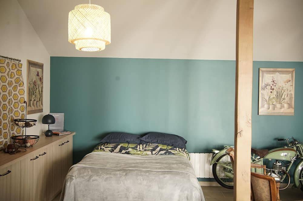 Les Deux Fontaines House for 2 in Monéteau, Auxerre region