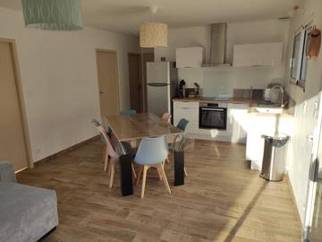 Gîte pour 8 personnes, avec terrasse à Saint-Barthélemy-le-Plain