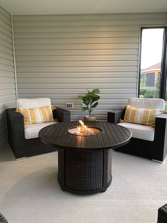 5 Minute Golf Cart Ride To Brownwood, Restaurants, Entertainment in Sumter County