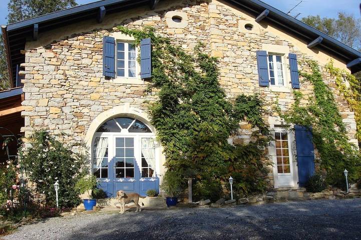 Maison d’hôte pour 2 personnes, avec Jardin à Sames