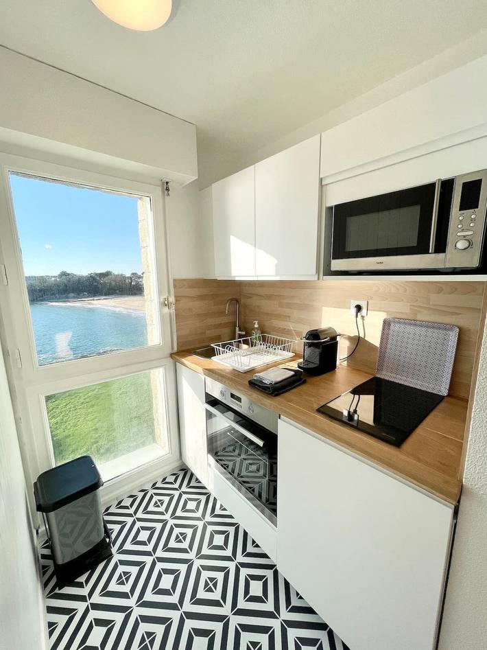Appartement entier, Pieds Dans L'Eau T2 Archi Cosy - Vue mer 180 in Plage de Port Fontaine-Lomener, Ploemeur