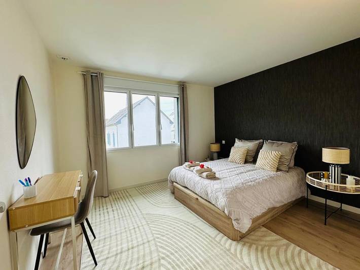 Location de vacances pour 10 personnes, avec jacuzzi et balcon à Cesson-Sévigné - 2