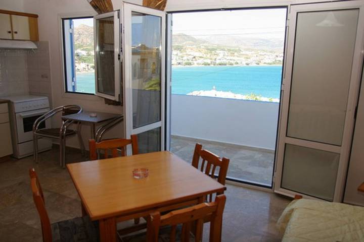 Gîte pour 4 personnes dans Makri Gialos