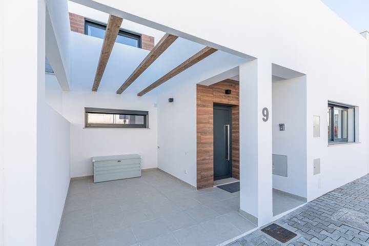 Location de vacances pour 6 personnes, avec balcon ainsi que jardin et jacuzzi à Fuseta - 4