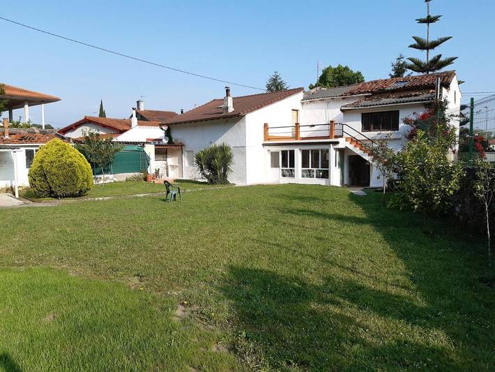 Location de vacances pour 6 personnes, avec jardin, animaux acceptés à Laredo - 2