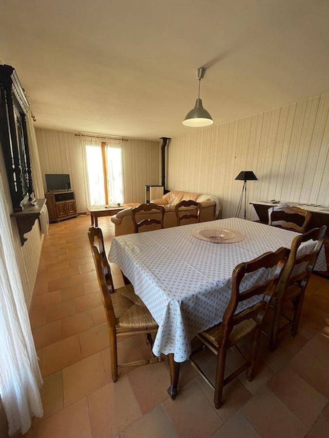 Three-Bedroom Villa in Lac de Quinson, Quinson