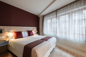 Hôtel pour 3 personnes, avec piscine et terrasse dans Escaldes-Engordany