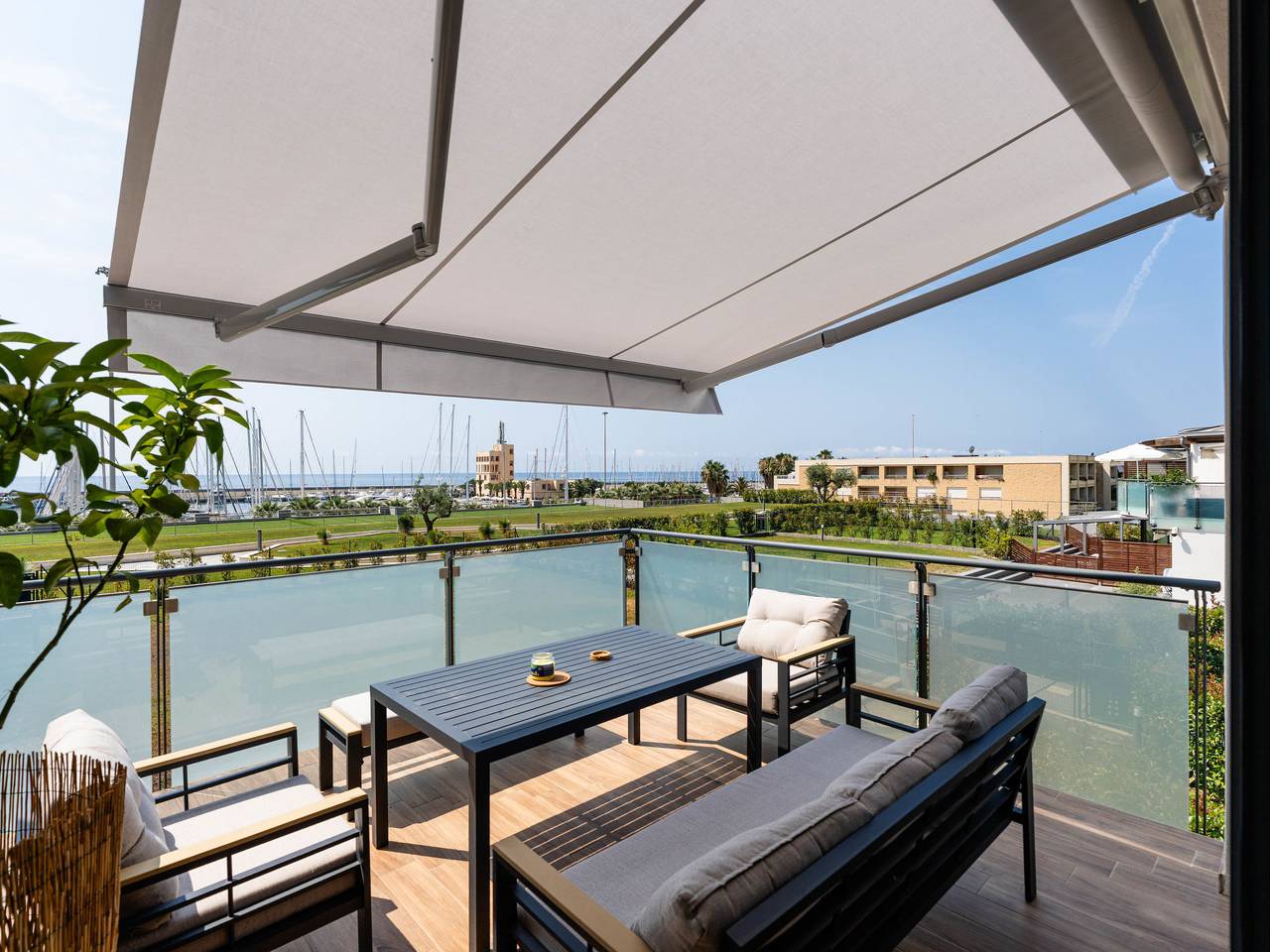 Ganze Wohnung, Entre Bateau et Mer in Santo Stefano al Mare, Riviera di Ponente