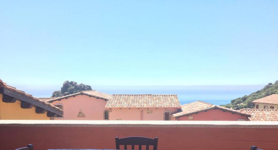 Ferienwohnung für 3 Personen, mit Ausblick und Garten sowie Pool - 1