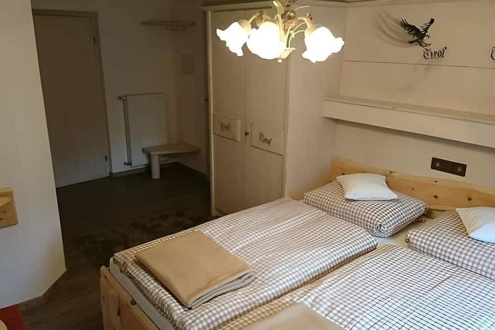 Appartement \"Typ A\" - Ur-Plaiknerhof in Leutasch, Innsbruck Land