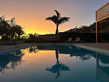 Gîte pour 2 personnes, avec piscine et terrasse à Manapy les Bains