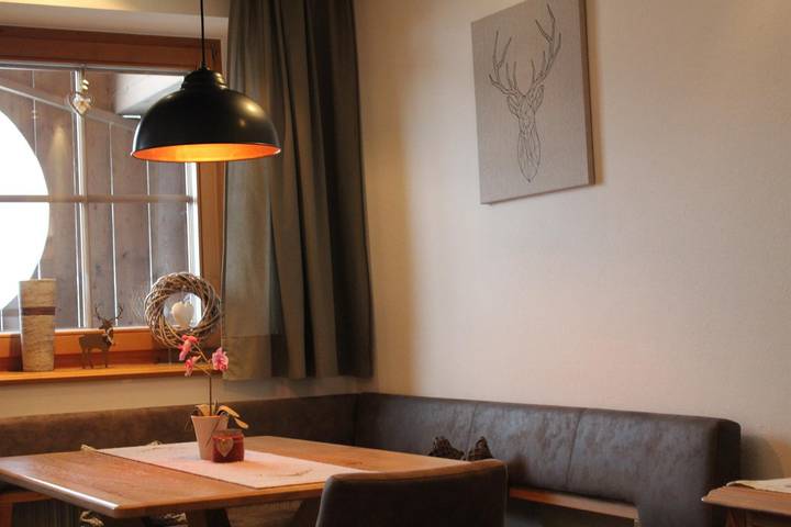 Ganze Ferienwohnung, Appartement Almrose mit 2 Schlafräumen in Ellmau, Kaisergebirge