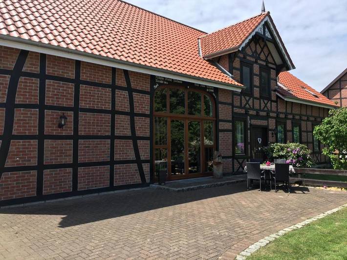 Ferienwohnung für 6 Personen, mit Terrasse und Garten sowie Ausblick in Trebel