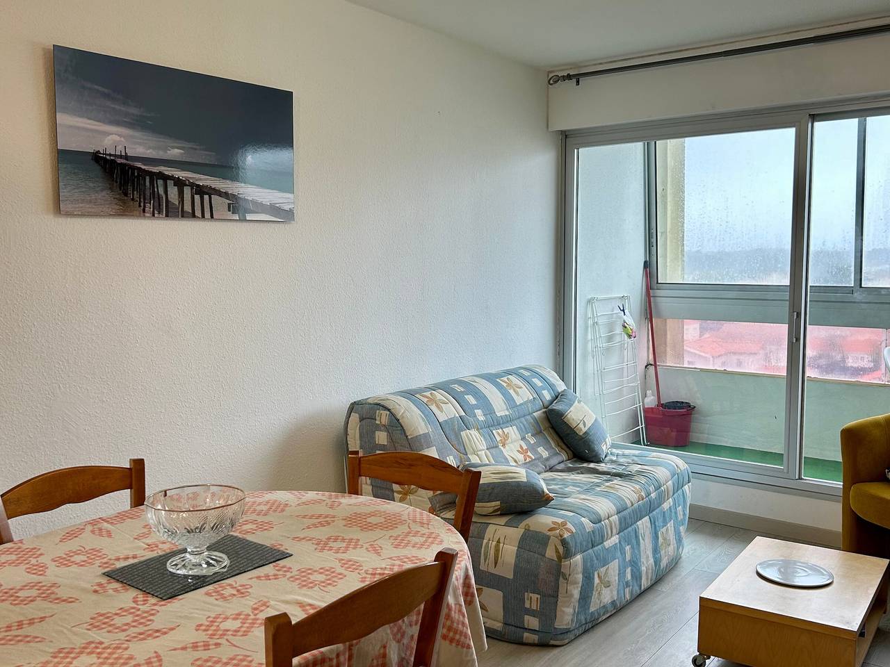 Entire apartment, Seaside Apartment with Balcony, Wifi, and Garage in Saint-Hilaire-de-Riez in Saint-Jean-de-Monts, Vendée