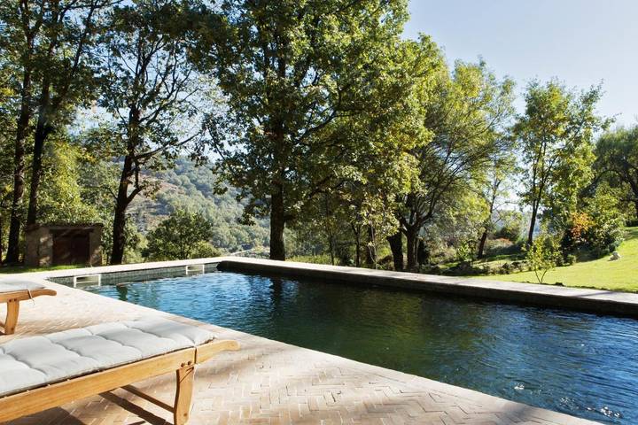Chalet para 8 personas, con piscina además de vistas y jardín, Se admiten mascotas en Valle del Tiétar - 3