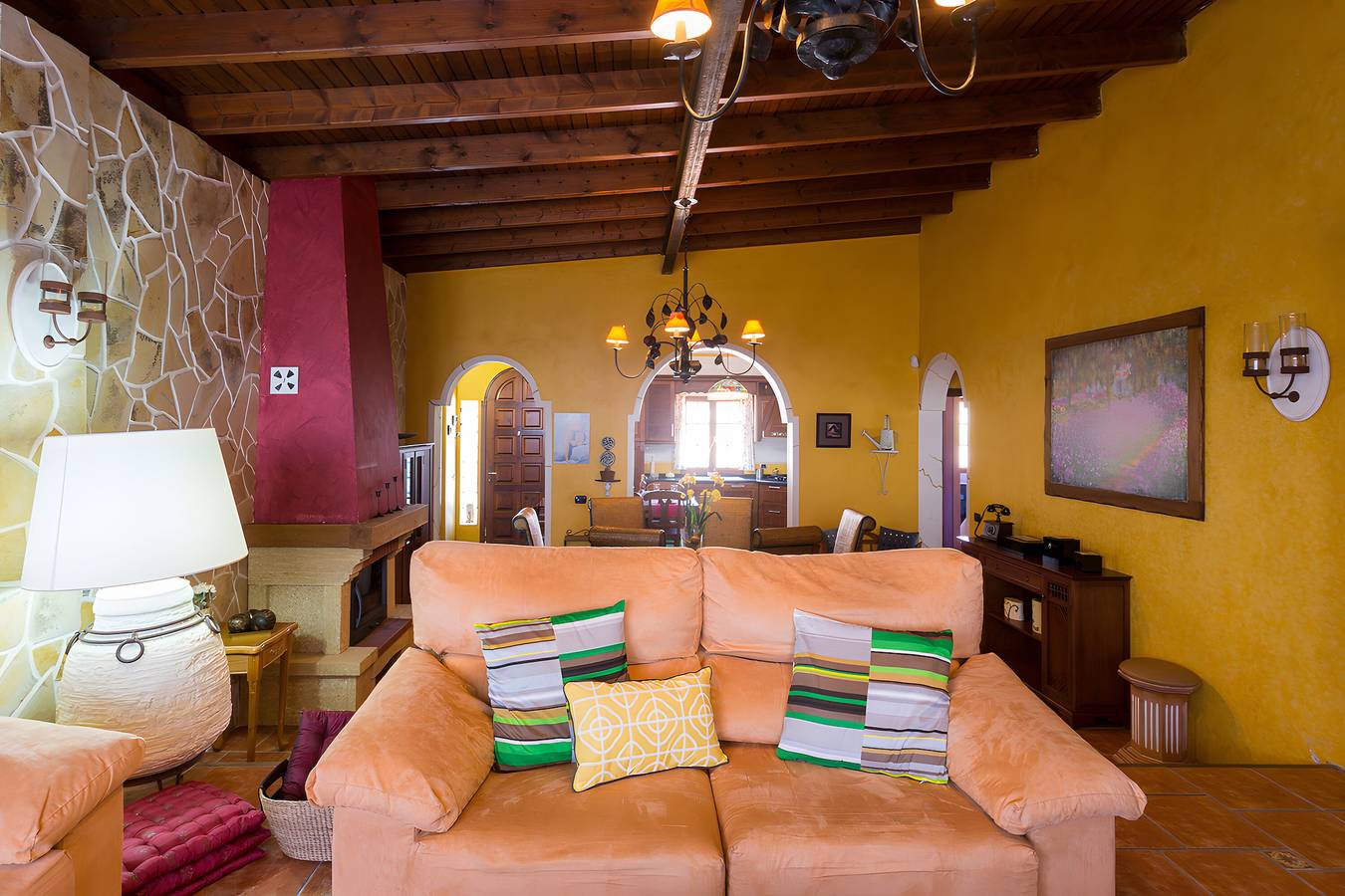 Vacation Home 'Justo El Médano' with Sea View, Shared Terrace and Wi-Fi in Granadilla de Abona, South Tenerife