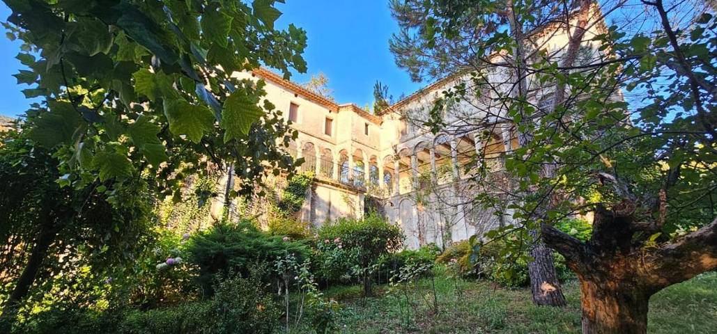 Location de vacances pour 10 personnes, avec jardin ainsi que piscine et vue, animaux acceptés à Molières-Cavaillac - 4