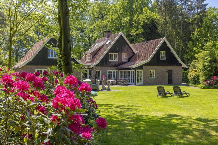 Ferienhaus für 20 Personen, mit Garten in Losser - 2