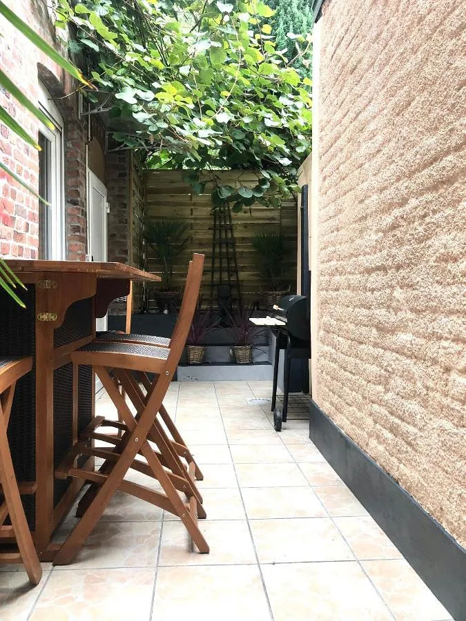 Gästehaus für 2 Personen, mit Terrasse und Garten - 1