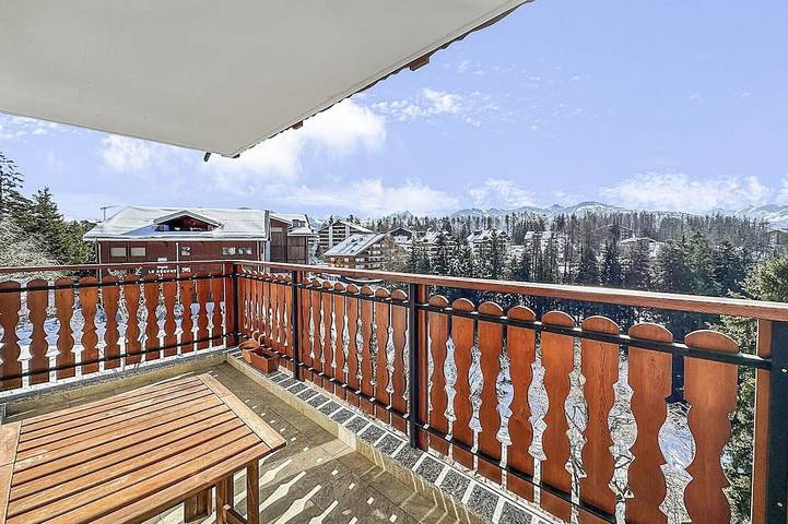 Chalet pour 6 personnes, avec terrasse à Crans-Montana