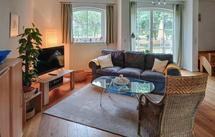 Riverside Retreat - Gemütliches Apartment mit Terrasse und Parkplatz in Dobbertin, Ludwigslust-Parchim