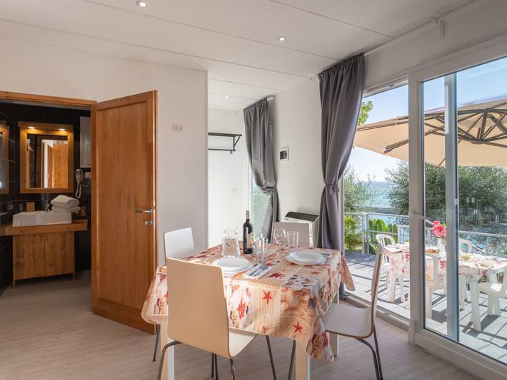 Bungalow für 4 Personen, mit Terrasse und Garten in Ligurien