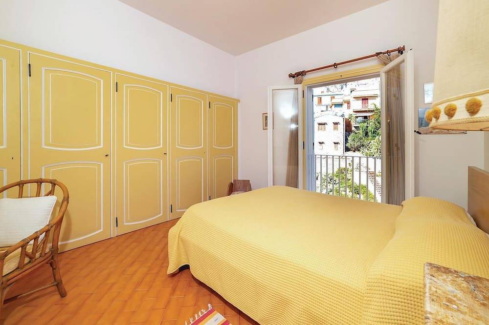 Belle maison de 4 chambres à S. Elia. in Porticello, Santa Flavia