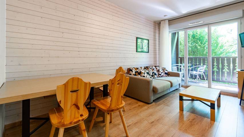 Gîte pour 6 personnes, avec balcon à Ax-les-Thermes - 2