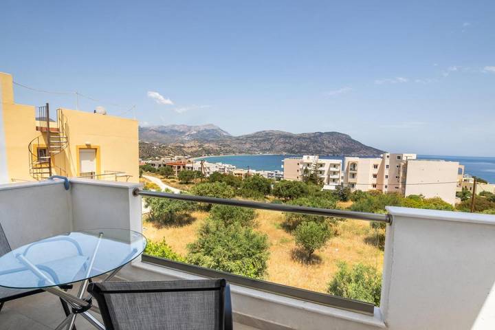 Vakantieappartement voor 2 personen, met uitzicht en balkon op Karpathos