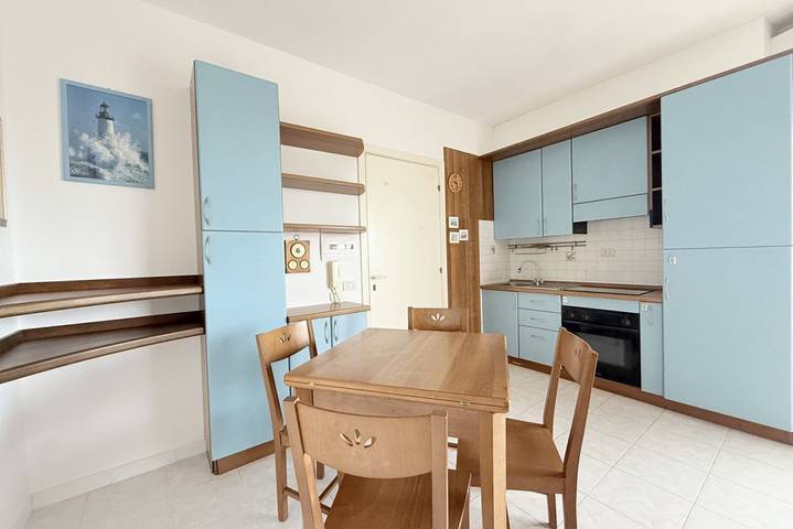 Appartement entier, Se240 - Senigallia, sea front apartment with parking space in Bagni 11 Giovanni e Olga, Senigallia (Commune)