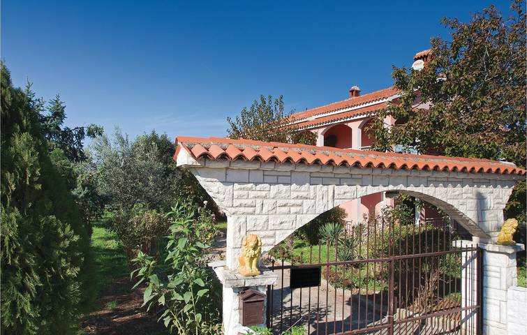 Ferienwohnung für 4 Personen, mit Terrasse, mit Haustier in Sisan - 3